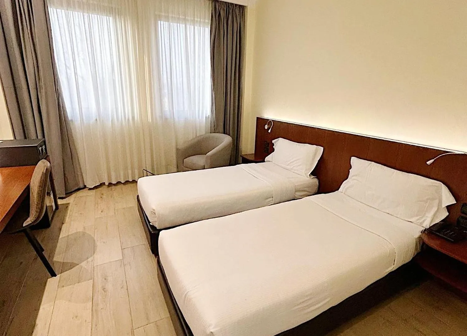 ***  Ih Hotels Milano Blu Visconti Italy