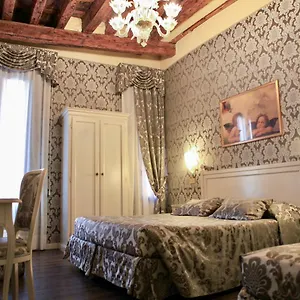 Bridge Hotel Veneza