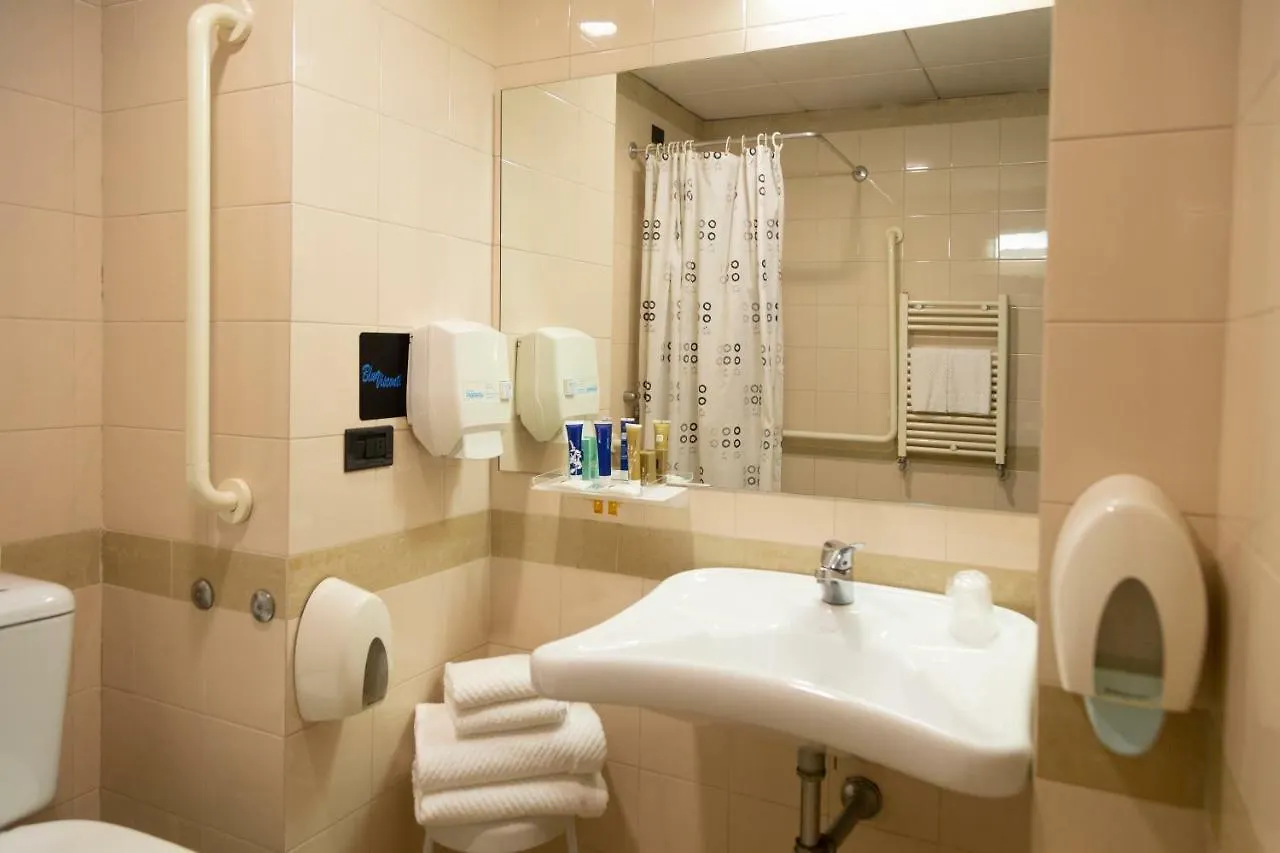 Ih Hotels Milano Blu Visconti 3*, Trezzano sul Naviglio